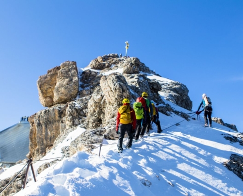 Klettersteig auf Zugspitze durch Höllental-Gletscher - geführte Tour mit Bergführer